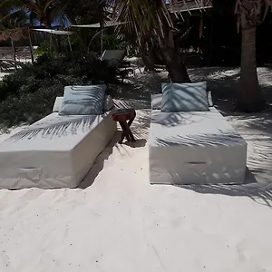 Azucar 3* Tulum